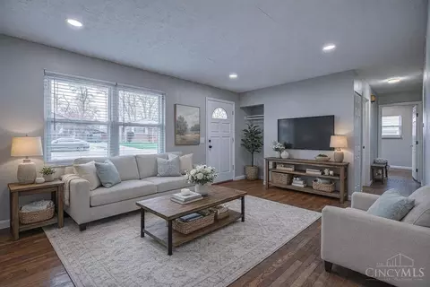Living - 7938 Queens Ave, Cincinnati, OH 45236 photo 6 of 6