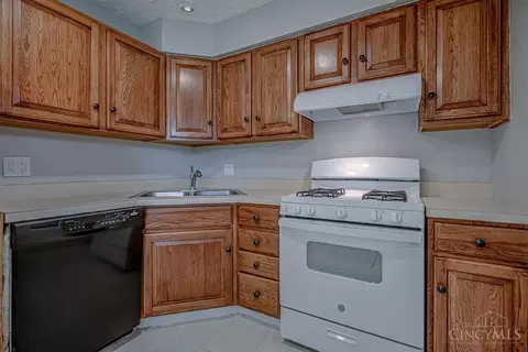 Kitchen - 7938 Queens Ave, Cincinnati, OH 45236 photo 2 of 2