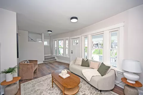 Living - 1933 Hewitt Ave, Cincinnati, OH 45207 photo 4 of 4