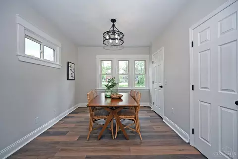Dining - 1933 Hewitt Ave, Cincinnati, OH 45207 photo 2 of 2