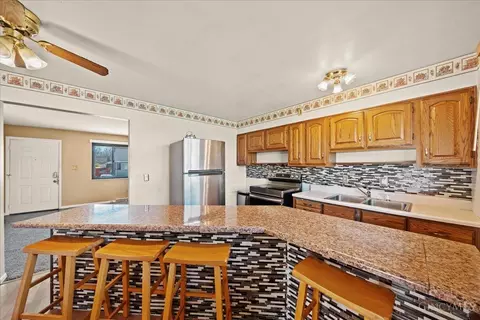Kitchen - 9153 Coogan Dr, Cincinnati, OH 45231 photo 1 of 3