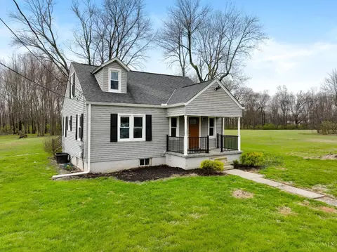Exterior - 1237 Traction Rd, Batavia, OH 45103 photo 3 of 5