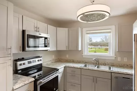 Kitchen - 1237 Traction Rd, Batavia, OH 45103 photo 1 of 3
