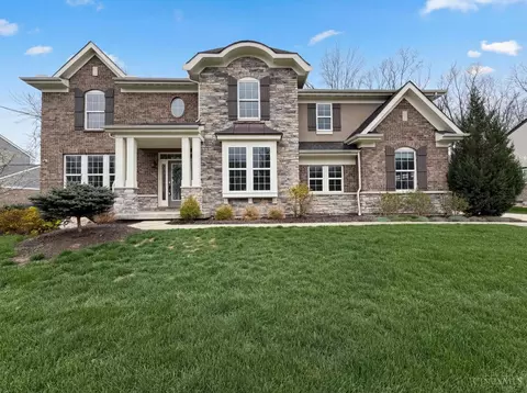 353 Cedar Dr, Loveland, OH 45140