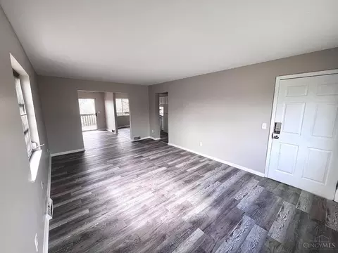 2901 Tower Ave, Cincinnati, OH 45238