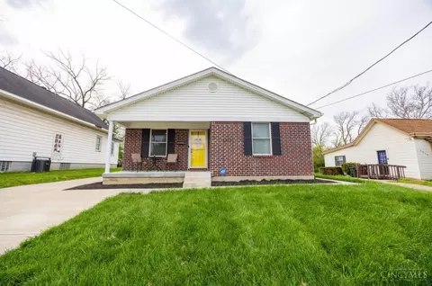 6915 Mearl Ave, North College Hill, OH 45239