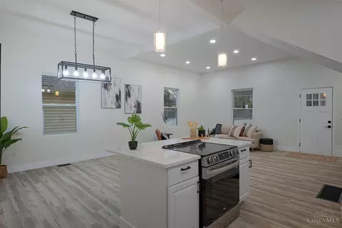 Other - 5618 Prentice St, Cincinnati, OH 45227 photo 3 of 7