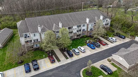 9801 Regatta Dr, Cincinnati, OH 45252