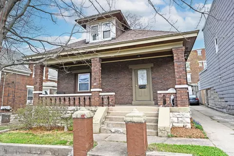 Exterior - 336 Warner St, Cincinnati, OH 45219 photo 3 of 9