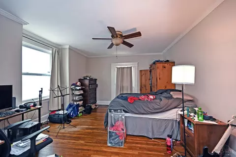 Bedroom - 336 Warner St, Cincinnati, OH 45219 photo 1 of 7