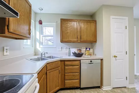 4639 Cardinal Dr, Cincinnati, OH 45244 photo 14
