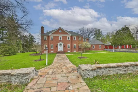 8950 Old Indian Hill Rd, Cincinnati, OH 45243