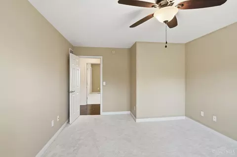 Bedroom - 949 Legendary Run, Cincinnati, OH 45245 photo 5 of 9