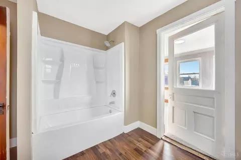 Entry Way - 129 Pike St, Reading, OH 45215 photo 4 of 4