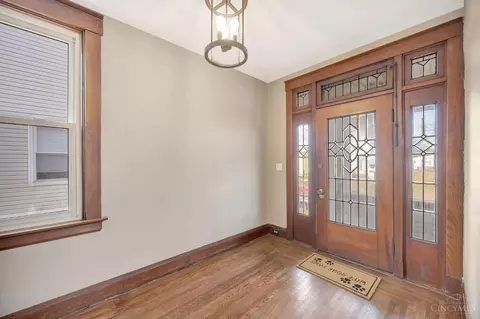 Entry Way - 129 Pike St, Reading, OH 45215 photo 1 of 4
