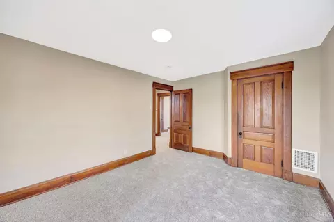 Bedroom - 129 Pike St, Reading, OH 45215 photo 3 of 5