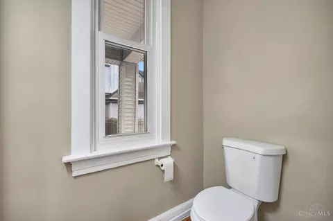 Bath - 129 Pike St, Reading, OH 45215 photo 1 of 2