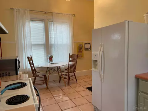 Kitchen - 308 Main St, Mason, OH 45040 photo 2 of 3