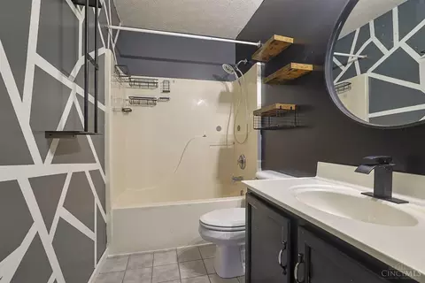Bath - 92 Flintstone Dr, Harrison, OH 45030 photo 1 of 1
