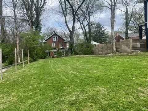 524 Camden Ave, Cincinnati, OH 45229 photo 2