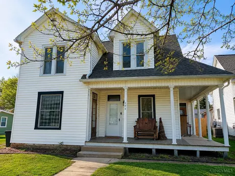 206 Broadway St, Lynchburg, OH 45142