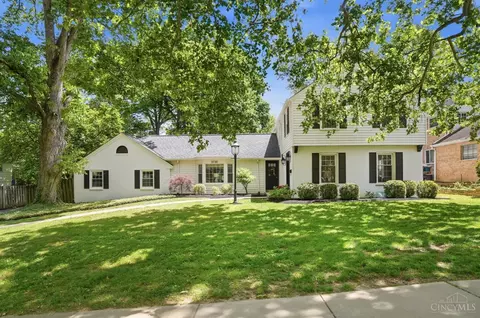 3730 Pleasant St, Mariemont, OH 45227