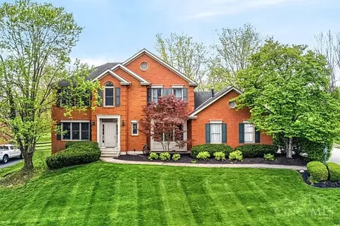 9235 Applecrest Ct, Cincinnati, OH 45242