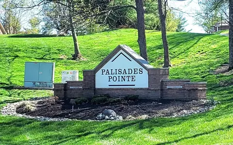 View/Area - 153 Palisades Pointe, Cincinnati, OH 45238 photo 3 of 3