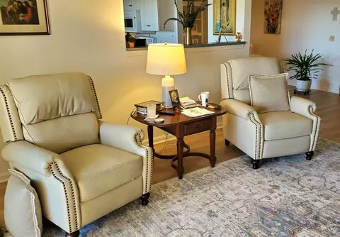 Living - 153 Palisades Pointe, Cincinnati, OH 45238 photo 4 of 6