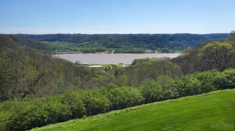 View/Area - 153 Palisades Pointe, Cincinnati, OH 45238 photo 1 of 3