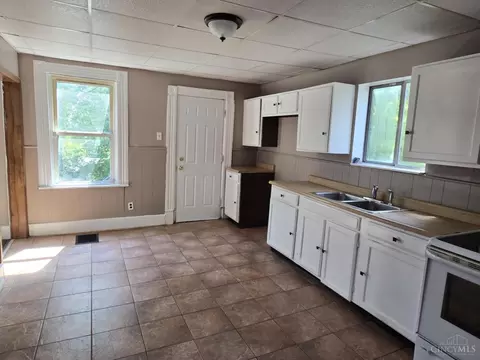 Kitchen - 6312 Witherby Ave, Cincinnati, OH 45224 photo 2 of 2