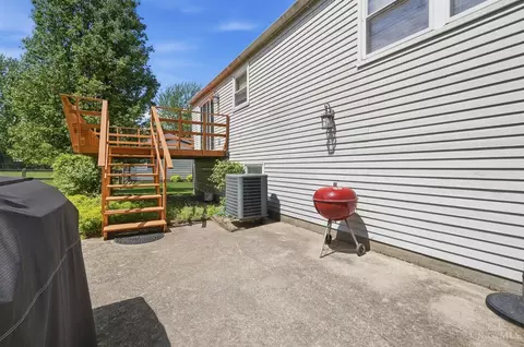Exterior - 6893 Sequoia Ct, Mason, OH 45040 photo 9 of 20