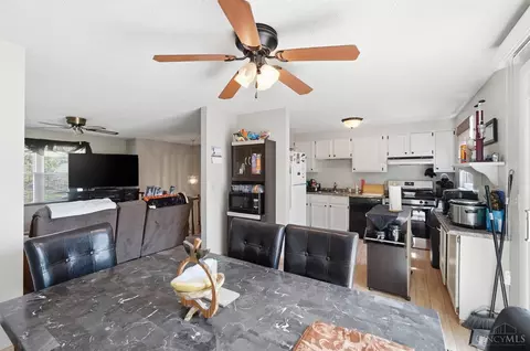 Dining - 6893 Sequoia Ct, Mason, OH 45040 photo 4 of 4