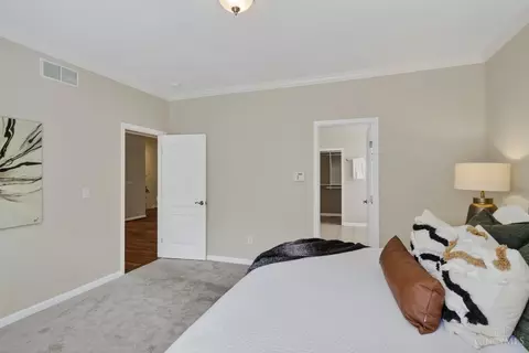 Bedroom - 8022 Stonegate Dr, Cincinnati, OH 45255 photo 3 of 5