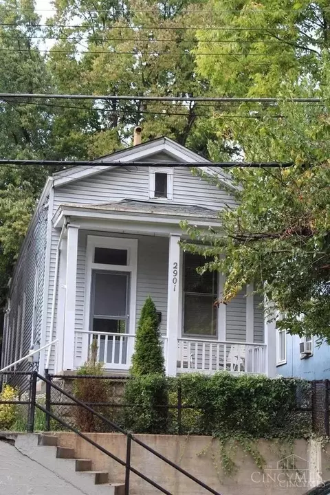 2901 Marshall Ave, Cincinnati, OH 45220