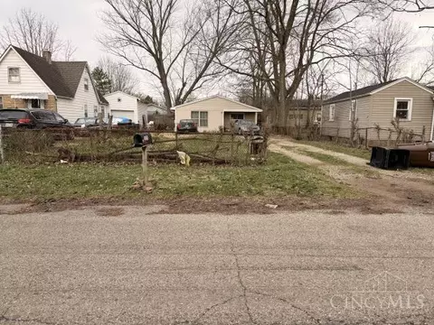 2523 Guernsey Dell Ave, Dayton, OH 45404