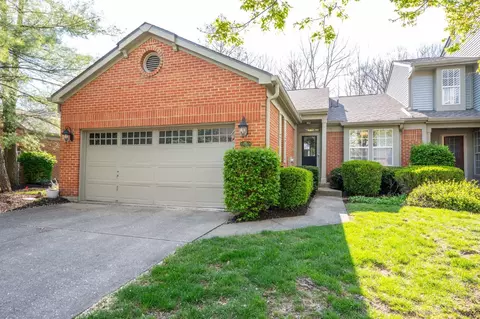 5003 Lord Alfred Ct, Sharonville, OH 45241