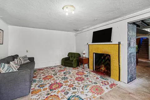 Living - 1114 Benz Ave, Cincinnati, OH 45238 photo 3 of 3