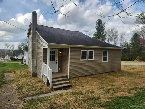 660 Main St, Batavia, OH 45103