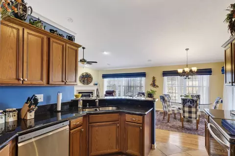 7007 Boulder Path Dr, Cincinnati, OH 45247 photo 24