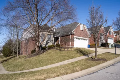 7007 Boulder Path Dr, Cincinnati, OH 45247
