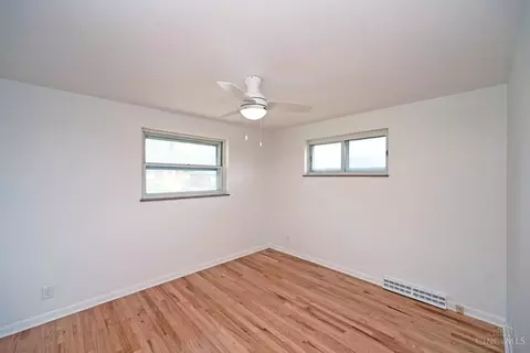 Bedroom - 117 Waxwing Dr, Reading, OH 45215 photo 2 of 7