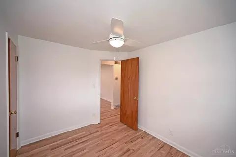 Bedroom - 117 Waxwing Dr, Reading, OH 45215 photo 6 of 7