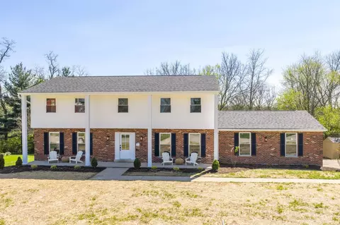 3543 Rackacres Dr, Cincinnati, OH 45211