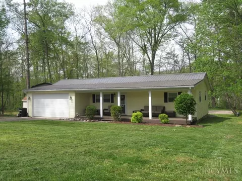 6942 Mountain View Dr, Hillsboro, OH 45133