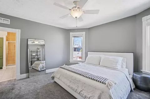 Bedroom - 1317 Grace Ave, Cincinnati, OH 45208 photo 1 of 14
