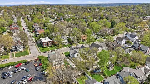 View/Area - 1317 Grace Ave, Cincinnati, OH 45208 photo 1 of 1
