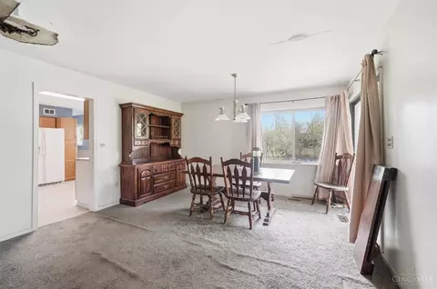 Dining - 1905 Greenpine Dr, Cincinnati, OH 45231 photo 1 of 3