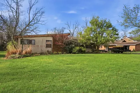 Exterior - 1905 Greenpine Dr, Cincinnati, OH 45231 photo 3 of 28