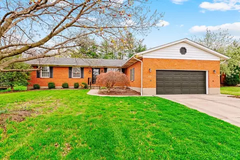 9272 Erin Dr, Colerain Twp, OH 45251